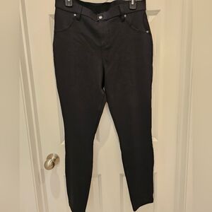 Black Skinny Jeans